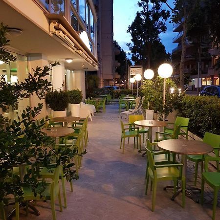 Hotel Konrad Marebello Exterior photo