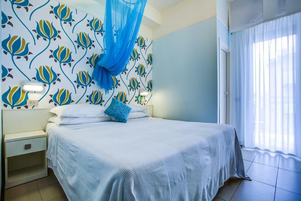 Hotel Konrad Marebello Exterior photo