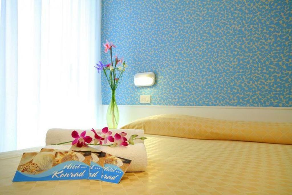 Hotel Konrad Marebello Exterior photo